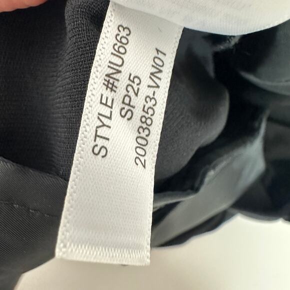 Madewell Easy Pleated Trouser Shorts Crepe Jet Black Relaxed Classic US 4 NWT - Picture 11 of 13